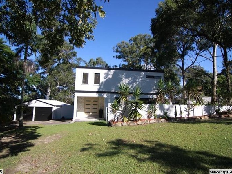 1 Arbour Place, Carrara QLD 4211