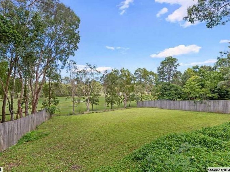 1 Arbour Place, Carrara QLD 4211