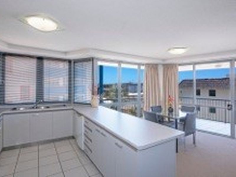 47 Sixth Avenue, Cotton Tree QLD 4558