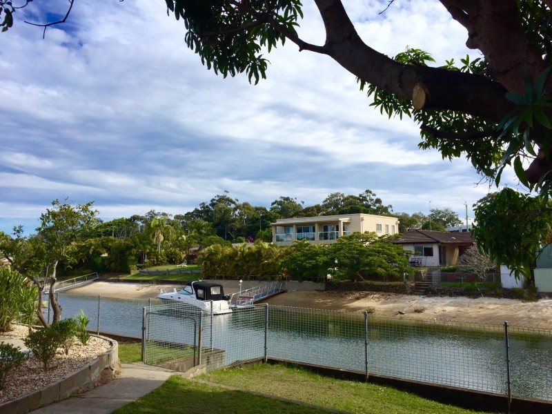 15 Key West, Broadbeach Waters QLD 4218