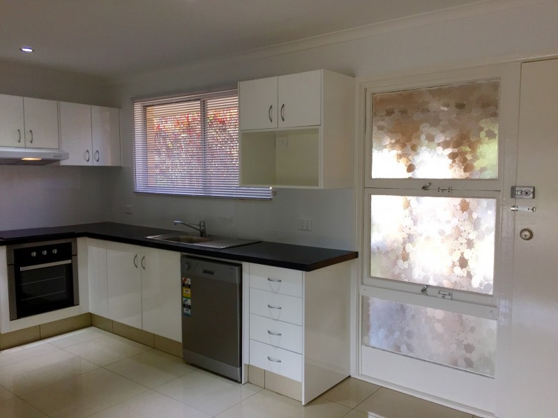 15 Key West, Broadbeach Waters QLD 4218