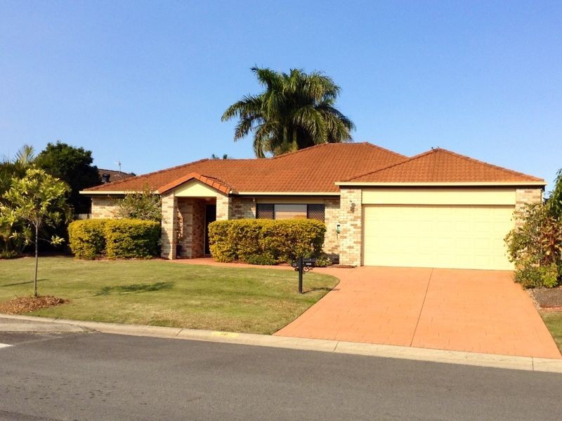 70 Coronet Crescent, Burleigh Waters QLD 4220