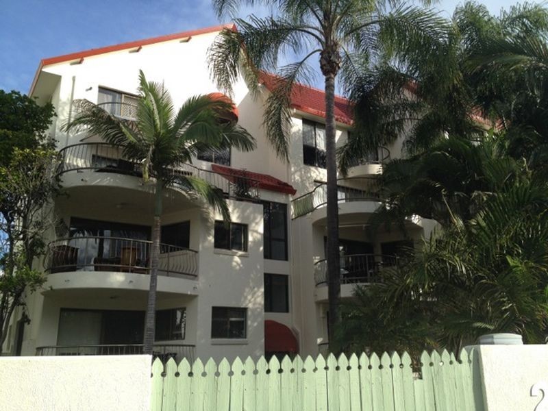 6/22 Wharf Road, Surfers Paradise QLD 4217