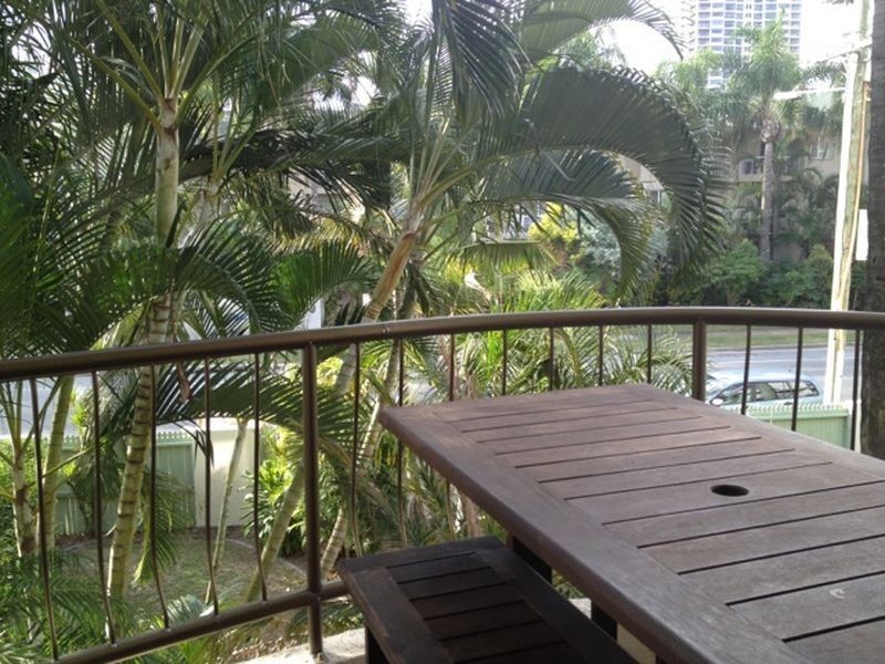 6/22 Wharf Road, Surfers Paradise QLD 4217