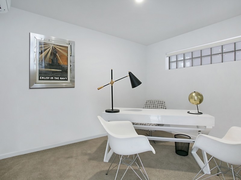 Apartment 3408/1 Waterford Court, Bundall QLD 4217