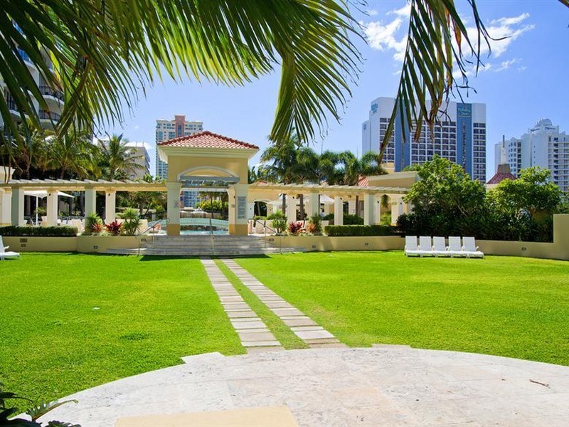 Surfers Paradise QLD 4217