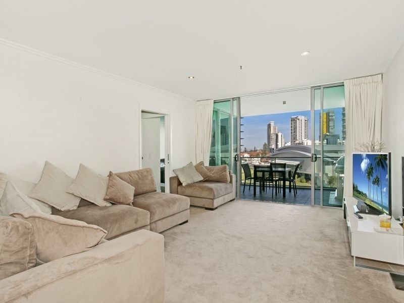 1511/33 TE Peters Driive, Broadbeach Waters QLD 4218