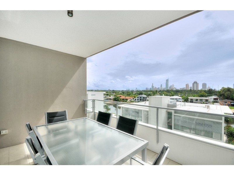 2405/33 T E Peters Drive, Broadbeach Waters QLD 4218