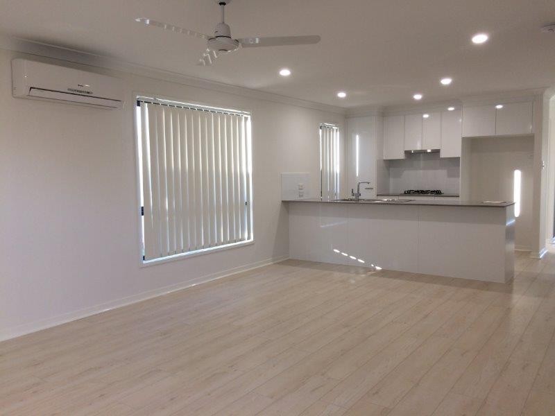 27 Hill Drive, Pimpama QLD 4209