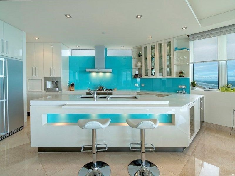 1 Enderley Avenue, Surfers Paradise QLD 4217