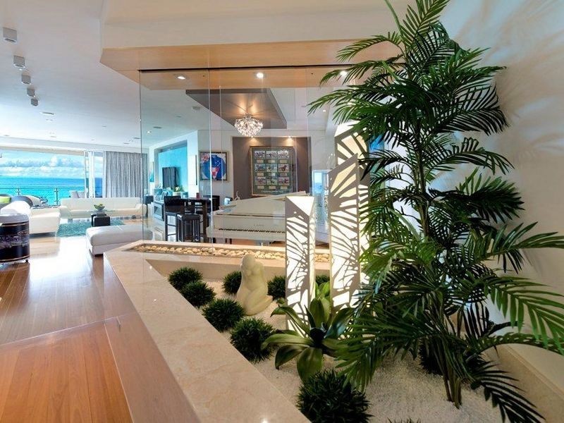 1 Enderley Avenue, Surfers Paradise QLD 4217