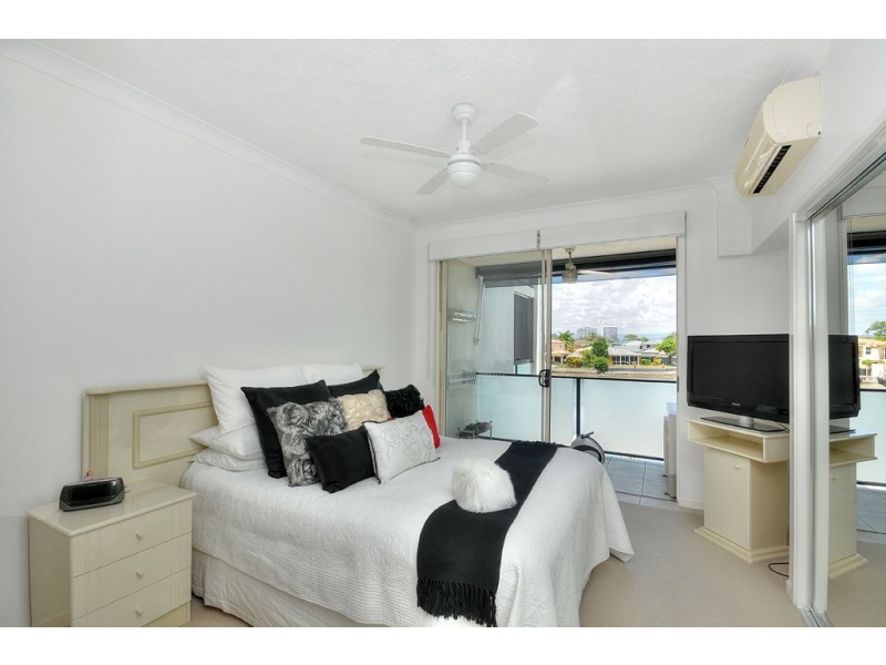 6/22 Back Street, Biggera Waters QLD 4216