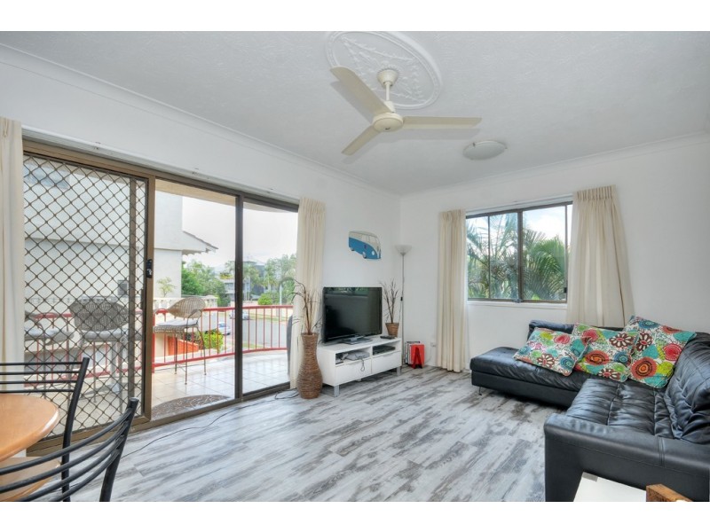3/29 Second Avenue, Broadbeach QLD 4218