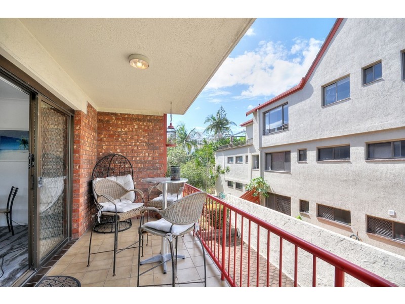 3/29 Second Avenue, Broadbeach QLD 4218