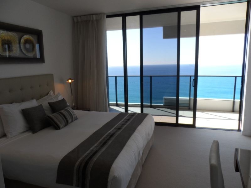 3404/4 Charles Avenue – ‘Oracle’, Broadbeach QLD 4218