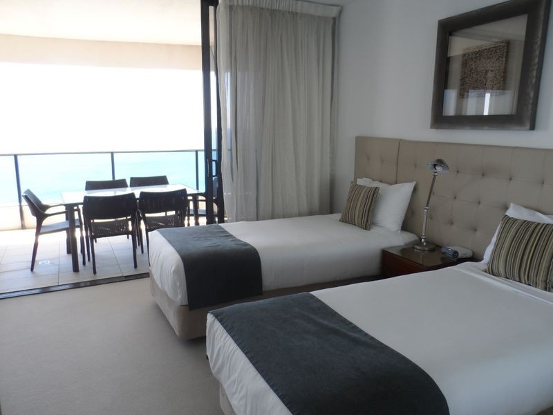 3404/4 Charles Avenue – ‘Oracle’, Broadbeach QLD 4218