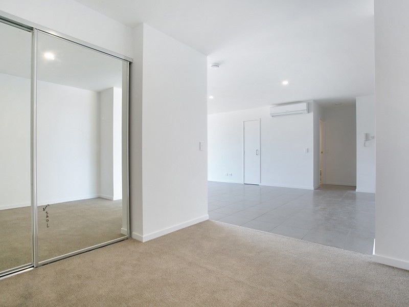 1 Waterford Court, Bundall QLD 4217