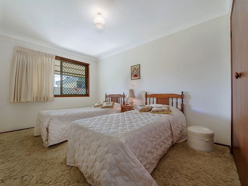 50 Volante Crescent, Mermaid Waters QLD 4218