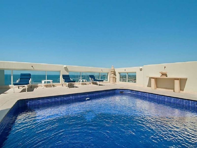 Penthouse/177 Old Burleigh Road, Broadbeach QLD 4218