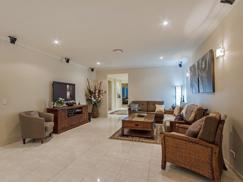 54 Great Southern Drive (The Gallery), Robina QLD 4226