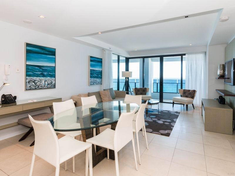 804/4 The Esplanade, Surfers Paradise QLD 4217