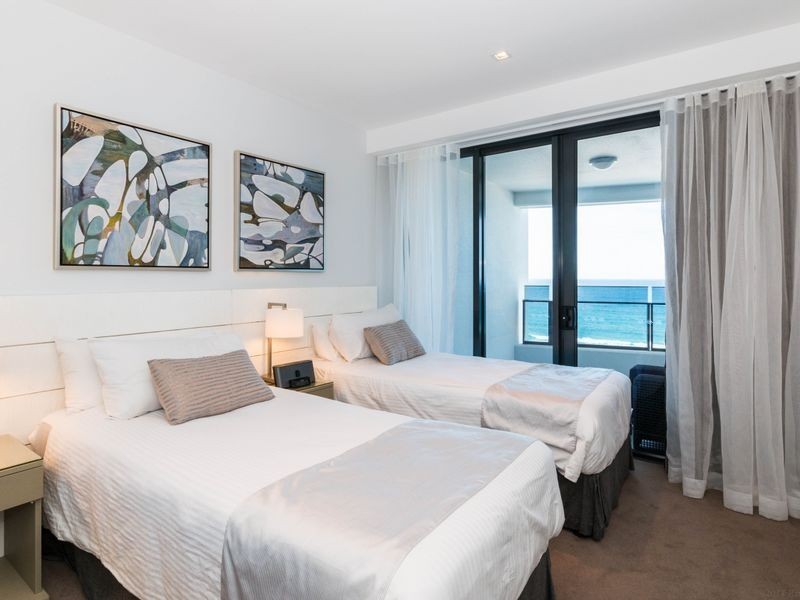 804/4 The Esplanade, Surfers Paradise QLD 4217