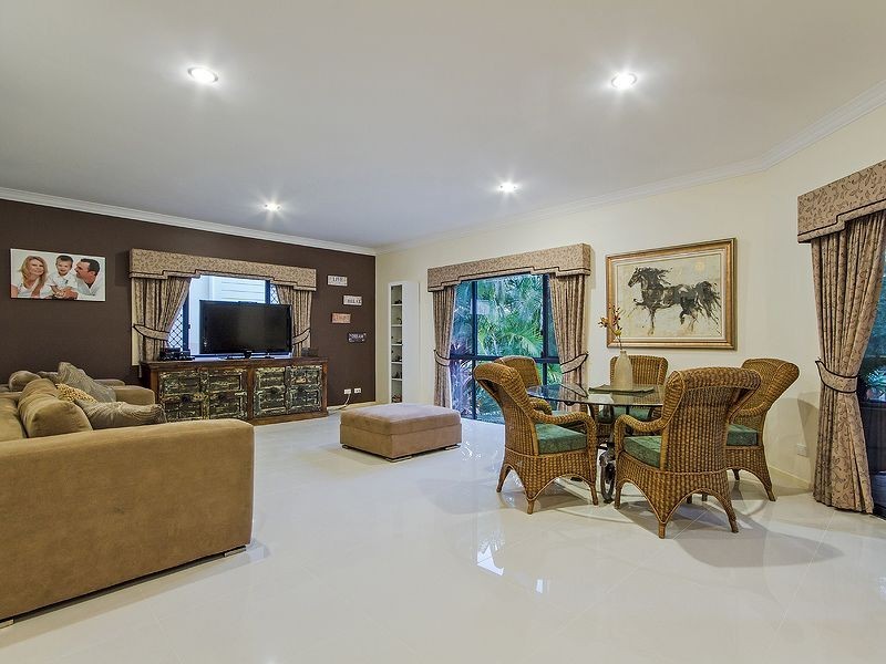 23 Corvus Way  ‘The Gallery’, Robina QLD 4226