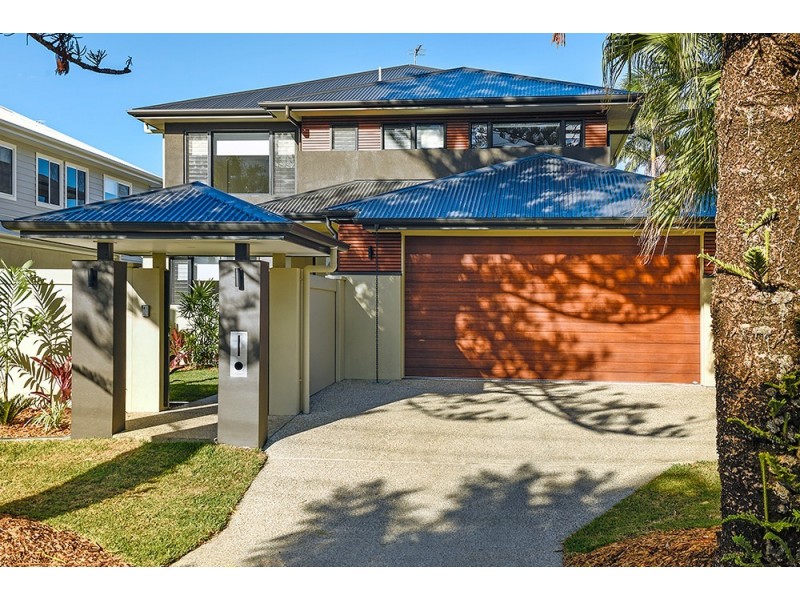 24 Remo Street, Isle Of Capri QLD 4217