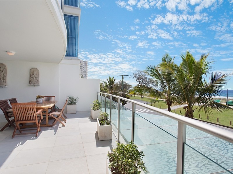 2/59-61 Broadbeach Boulevard, Broadbeach QLD 4218