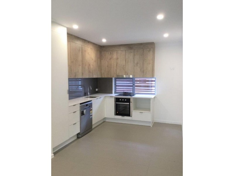 Villa 35/3028 The Boulevard, Carrara QLD 4211