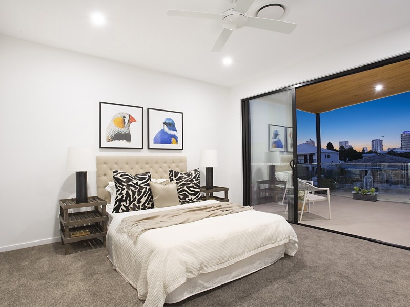 22 Key West, Broadbeach Waters QLD 4218