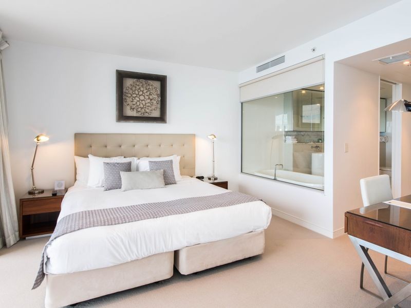 1 Oracle Boulevard, Broadbeach QLD 4218