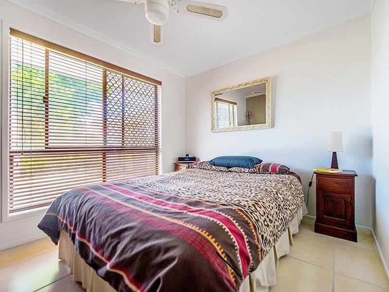 18 Coobowie Street, Broadbeach Waters QLD 4218