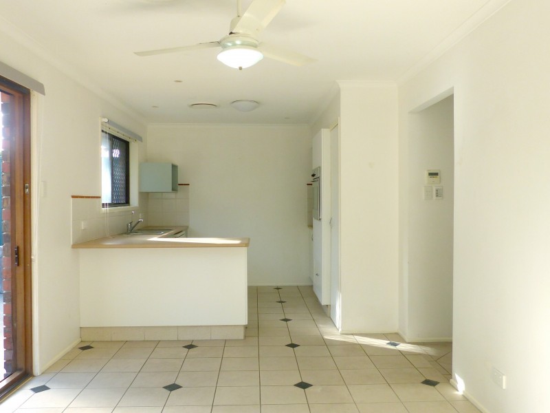 13 Collins Crescent, Benowa QLD 4217