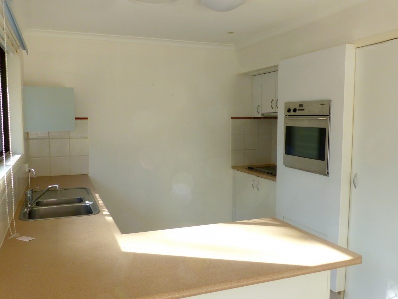 13 Collins Crescent, Benowa QLD 4217