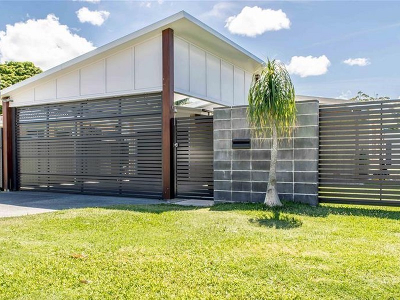 24 Leyte Avenue, Palm Beach QLD 4221