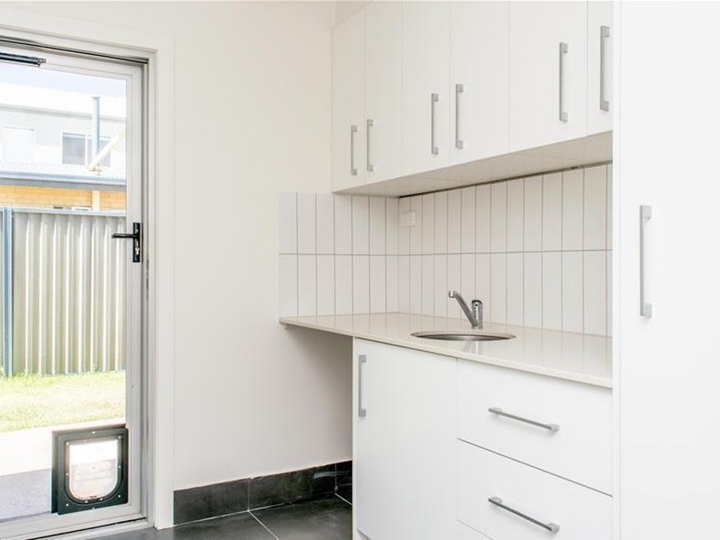 24 Leyte Avenue, Palm Beach QLD 4221