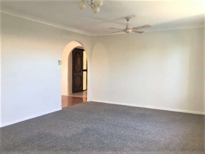 120 Salerno Street, Surfers Paradise QLD 4217