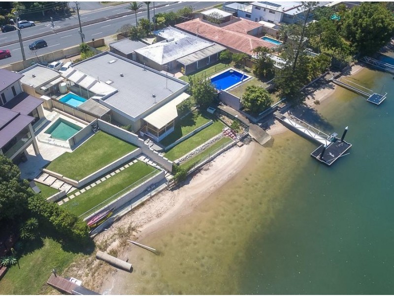 120 Salerno Street, Surfers Paradise QLD 4217