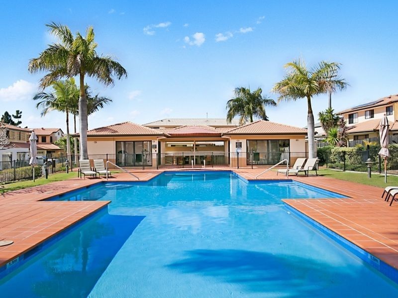 67/136 Palm Meadows Drive, Carrara QLD 4211