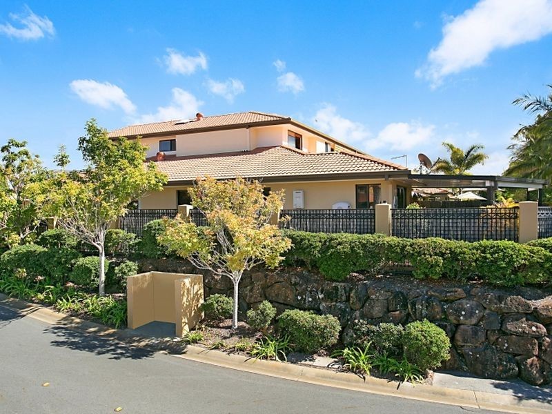 67/136 Palm Meadows Drive, Carrara QLD 4211