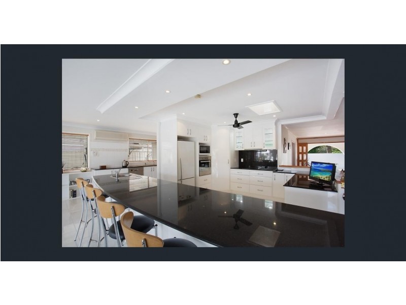 62 Gibraltar Drive, Isle Of Capri QLD 4217