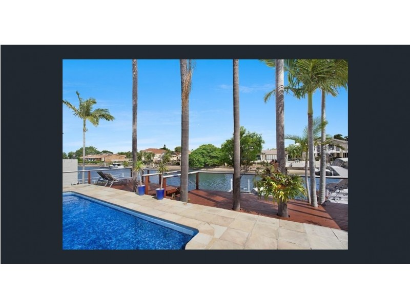 62 Gibraltar Drive, Isle Of Capri QLD 4217