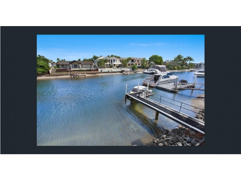 62 Gibraltar Drive, Isle Of Capri QLD 4217