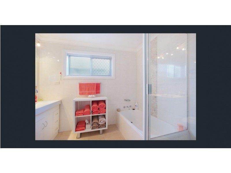62 Gibraltar Drive, Isle Of Capri QLD 4217