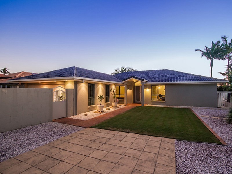 12 Port Jackson Boulevard, Clear Island Waters QLD 4226