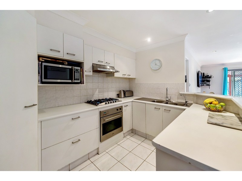 1/33 Thornleigh Crescent, Varsity Lakes QLD 4227