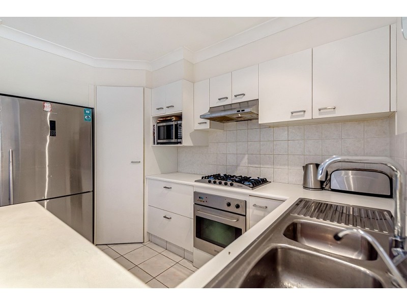 1/33 Thornleigh Crescent, Varsity Lakes QLD 4227