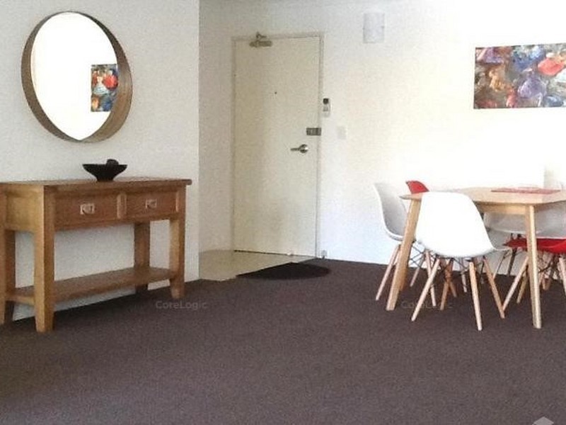 102/21 Peninsular Drive, Surfers Paradise QLD 4217