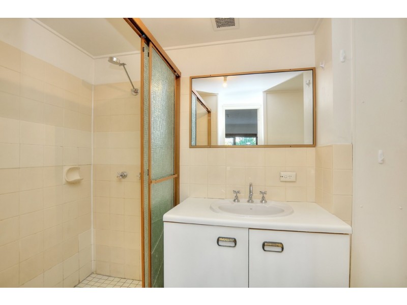 6/22 Wharf Road, Surfers Paradise QLD 4217